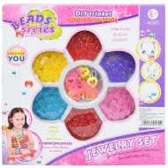 Beads Series: Ékszerkészítő szett 100+ színes gyönggyel és szív alakú medálokkal