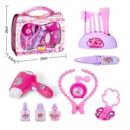 Szépségszett átlátszó-pink bőröndben kiegészítőkkel