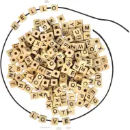 PlayBox: Natúr fa fűzhető  betűkockák  7x7mm-es méretben 300db-os csomag