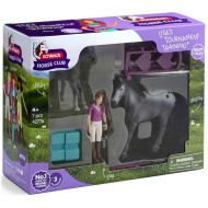 Schleich Horse Club: Lisa versenyedzése játékszett (42776)