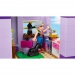 LEGO® Friends Fő utcai épület (41704)