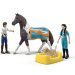 Schleich: Horse Club Kim lovaglóedzése játékszett (42799)